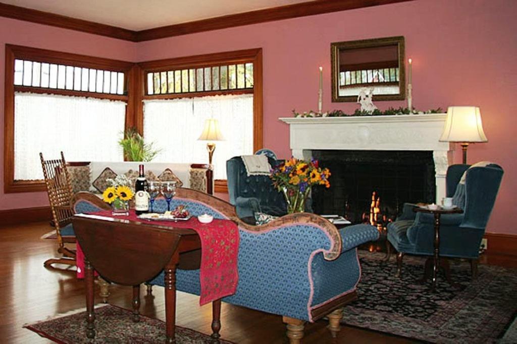 The Napa Inn Kültér fotó