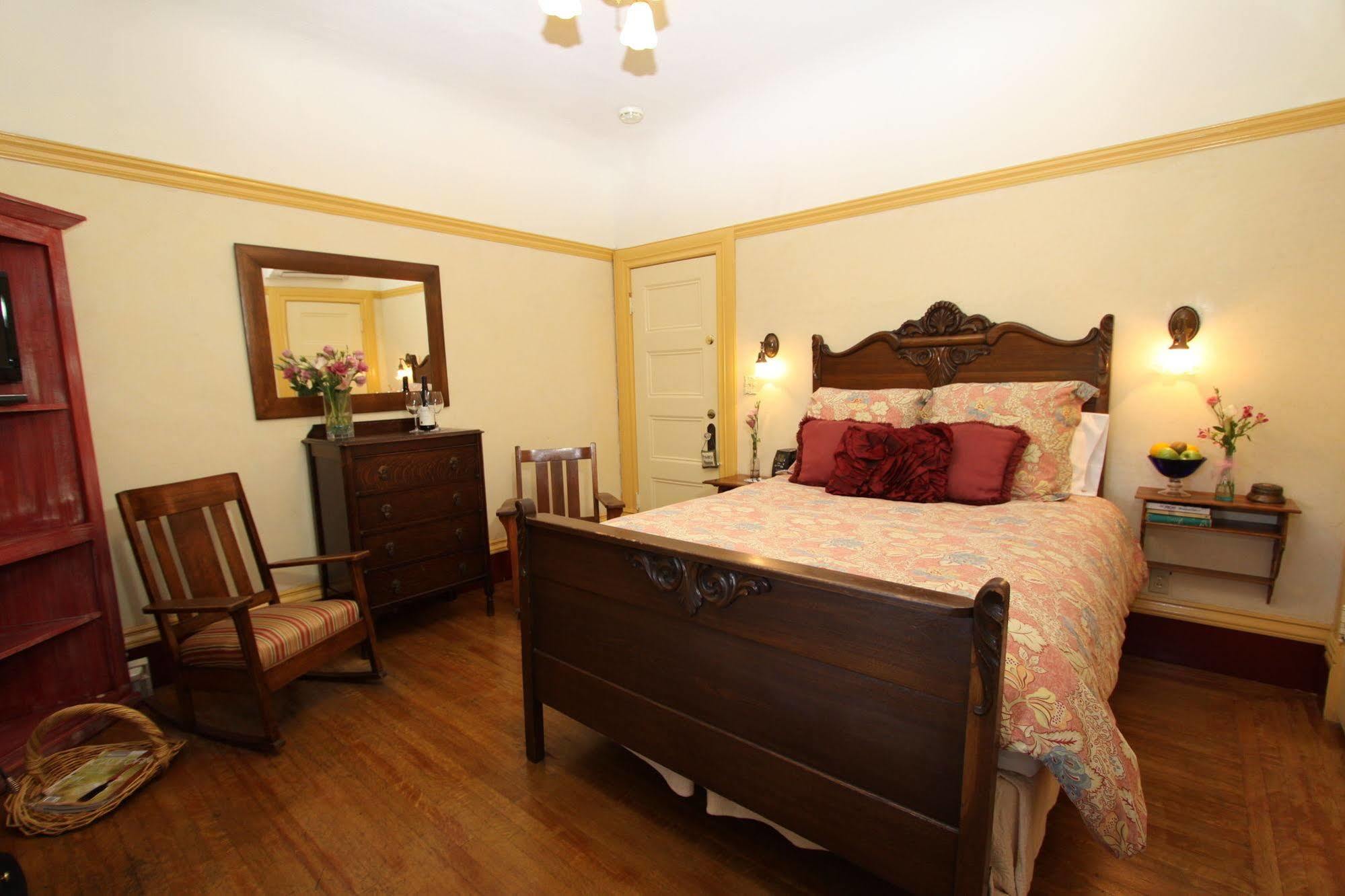 The Napa Inn Kültér fotó